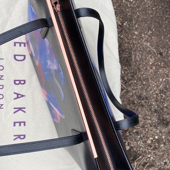 Ted Baker leather bag - Picture 3 of 10